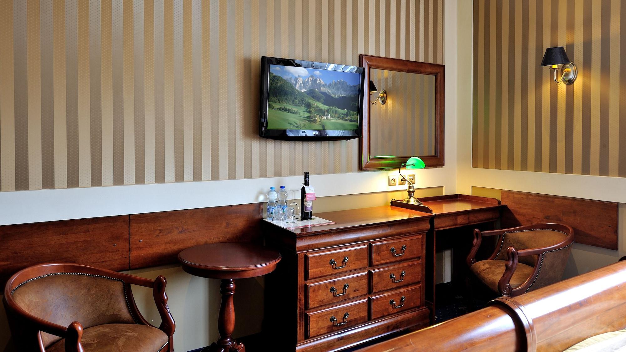 Hotel Diament Arsenal Palace Katowice - Chorzów Εξωτερικό φωτογραφία