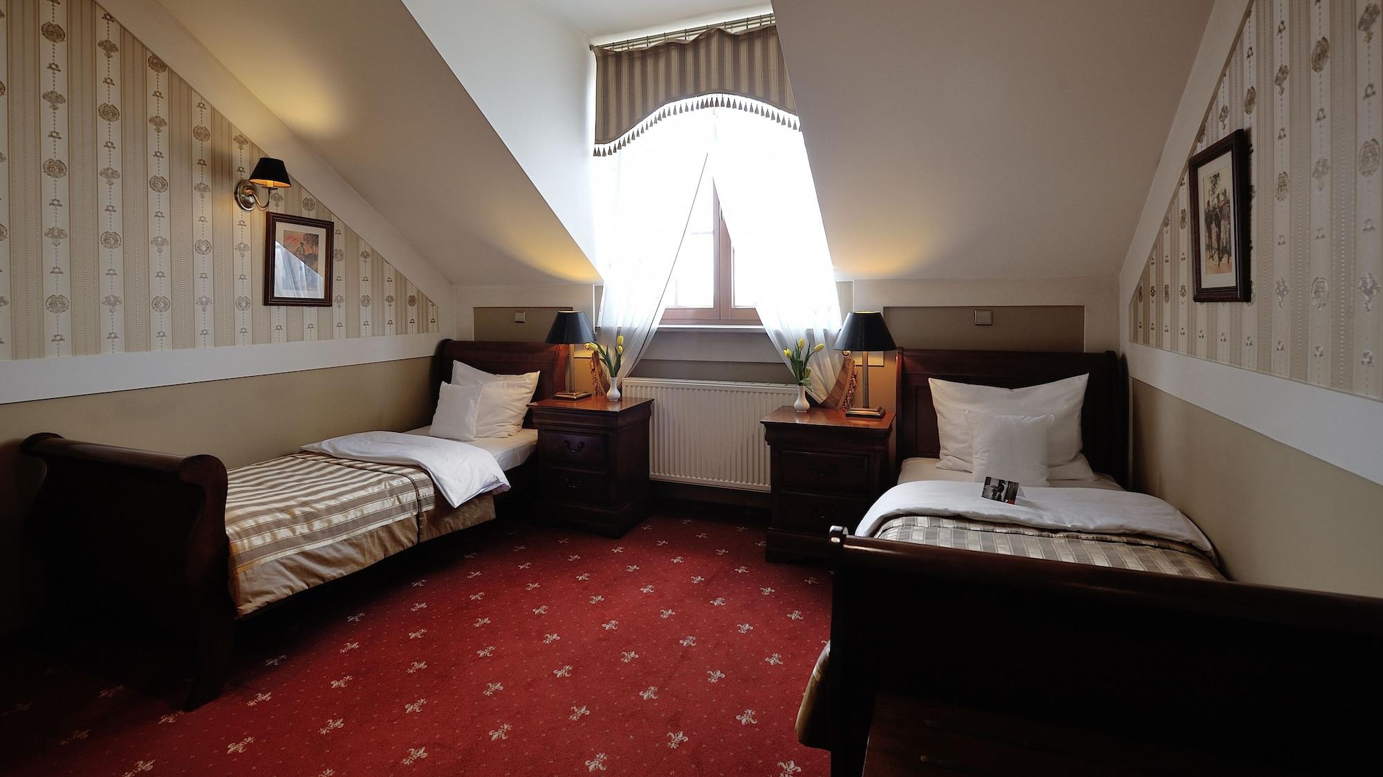Hotel Diament Arsenal Palace Katowice - Chorzów Εξωτερικό φωτογραφία