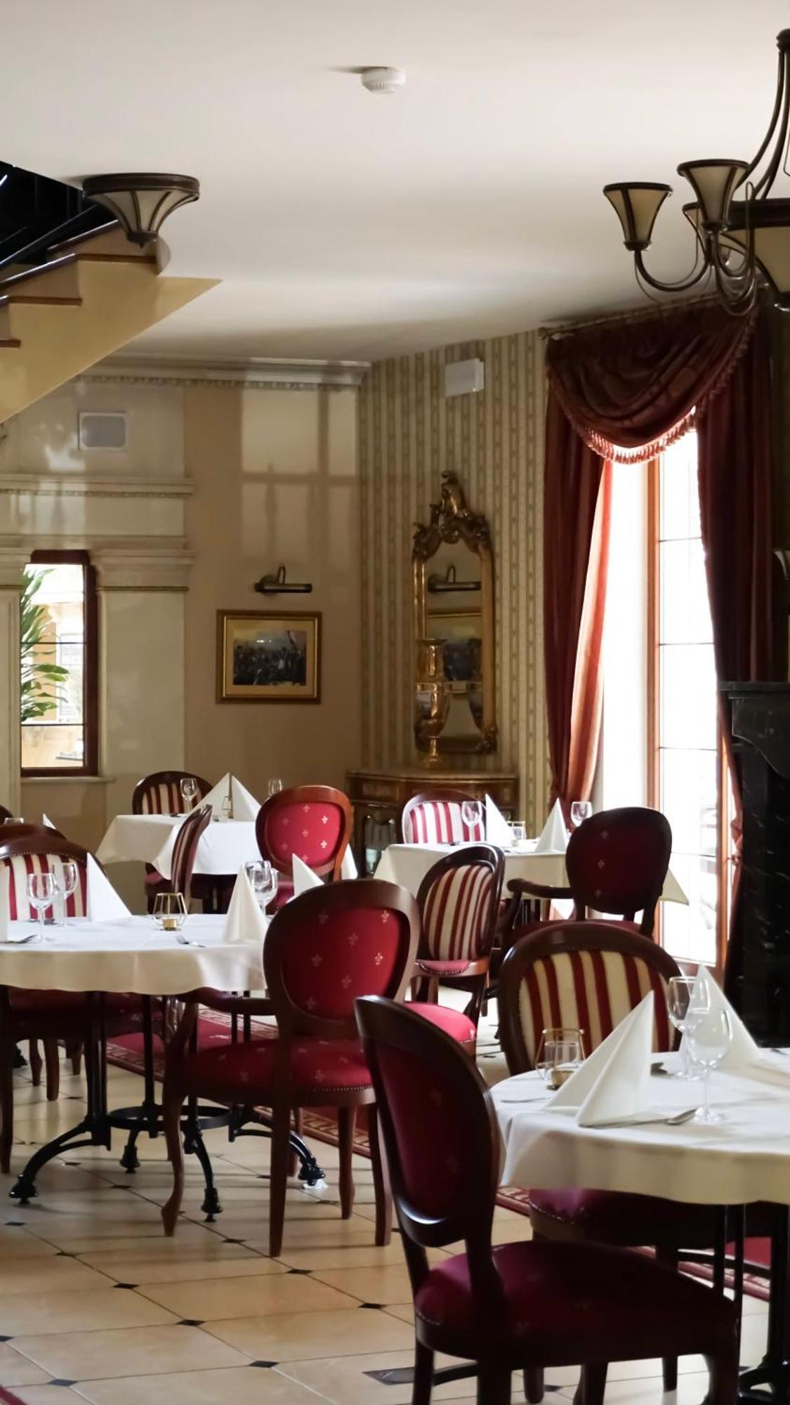 Hotel Diament Arsenal Palace Katowice - Chorzów Εξωτερικό φωτογραφία