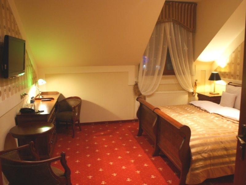 Hotel Diament Arsenal Palace Katowice - Chorzów Εξωτερικό φωτογραφία
